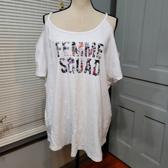Lane Bryant Floral "Femme Squad" Cold Shoulder Tee - Picture 2 of 9